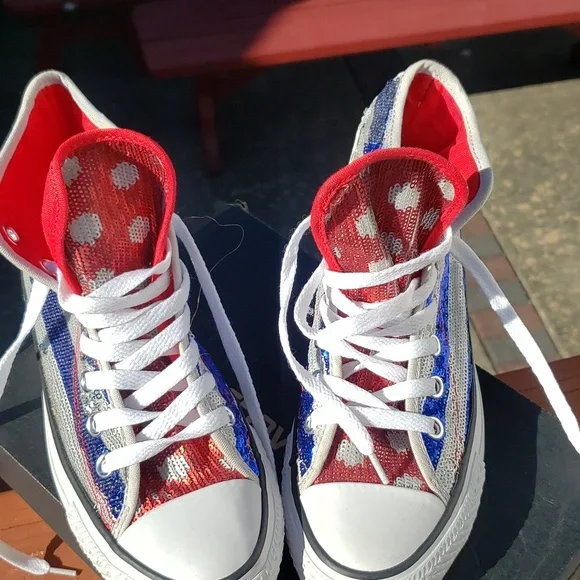 Women's converse chuck Taylor patriotic sequin sneakers . Size 6 - Picture 5 of 8